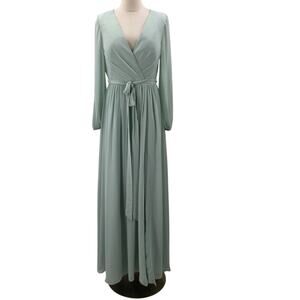 Elegant Maxi Dress in Soft Green